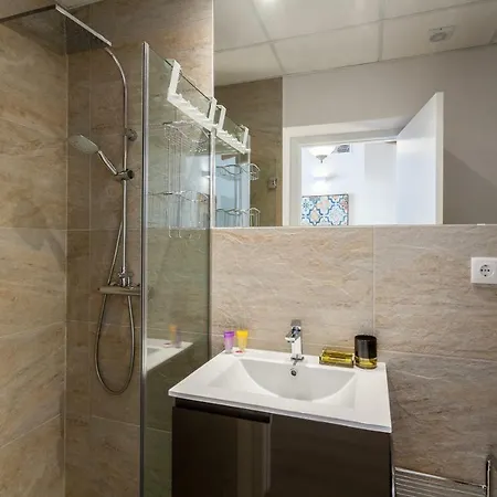 Florit Flats - Center 2br 2ba Attic Terrace View Wifi Ac 아파트 *